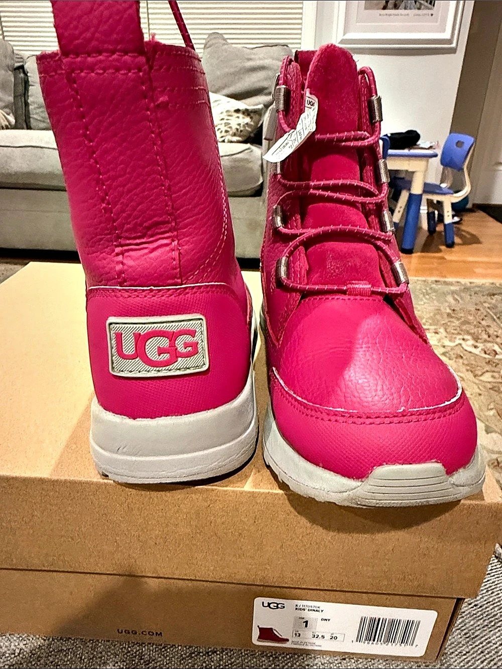 UGG Kids' Dinaly Boot Pink US Size 1 Kids